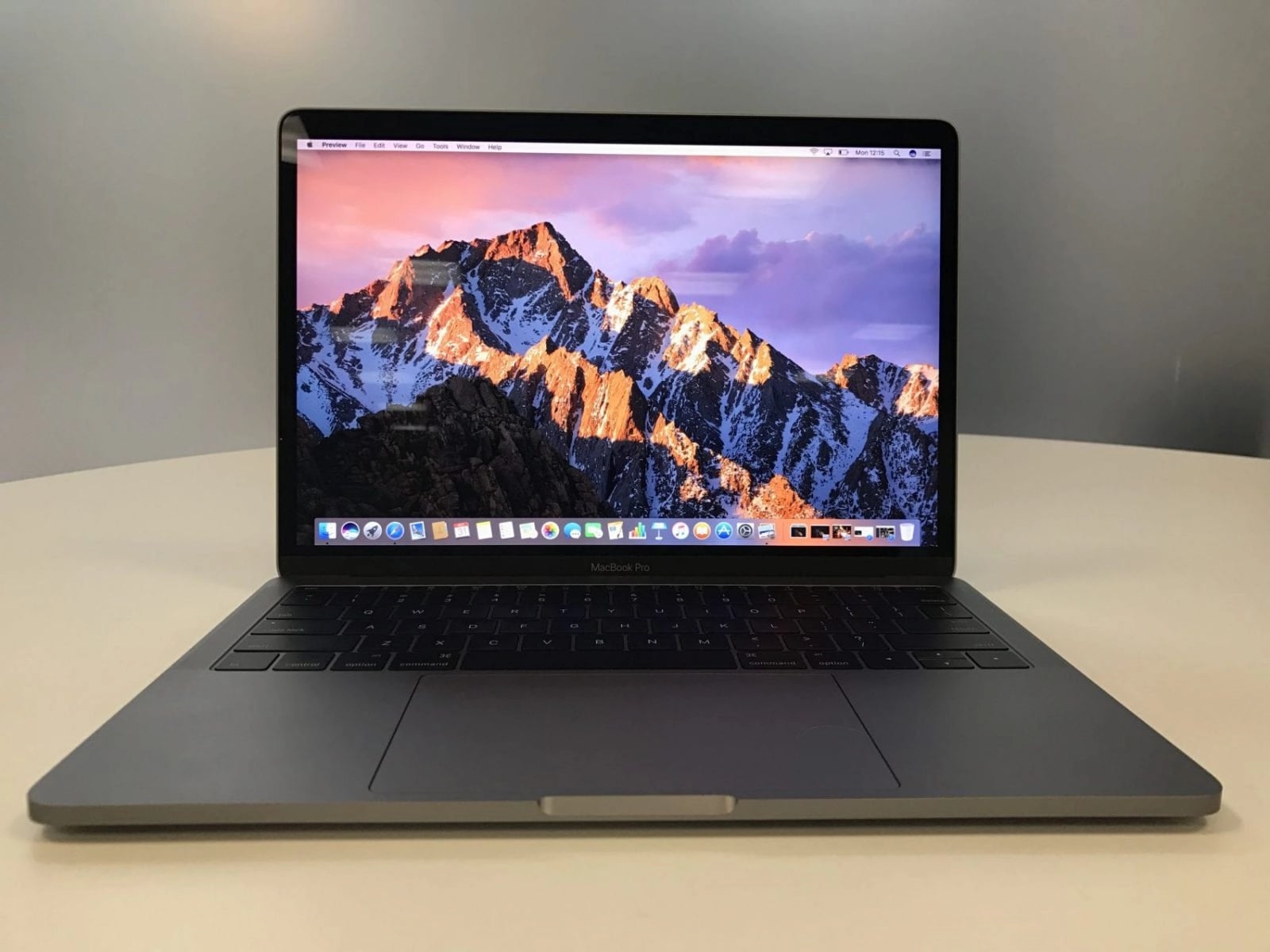 apple macbook pro 2016 not powering up